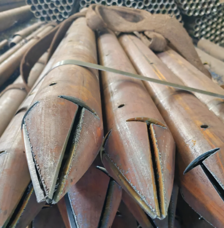 丰满出尖打孔加工无缝注浆钢花管注浆管厂家
